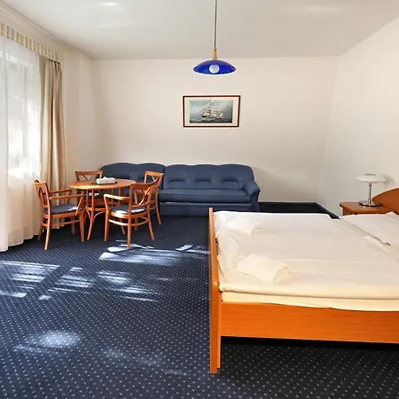 Hotel Laguna Slapy Netvorice