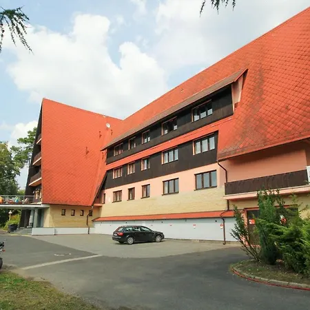 Laguna Slapy Hotel 3*