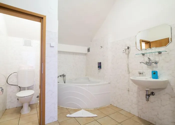 Laguna Slapy Hotel 3*